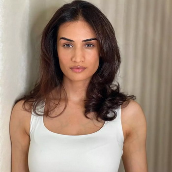 Karishma Modi Biography